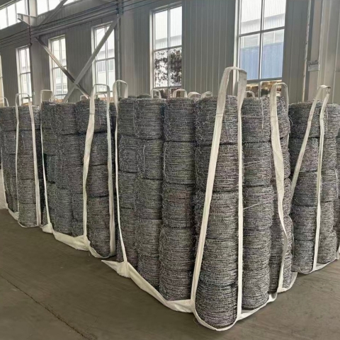 Hot Dipped Galvanized Barbed Wire Single & Double Twisted Strand Security Fence