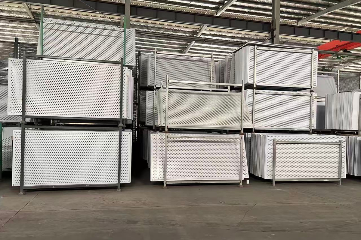 Stainless Steel Perforated Mesh Manufacturing Trends and Supplier Selection in 2026 Stainless Steel Perforated Mesh Manufacturing Trends and Supplier Selection in 2026